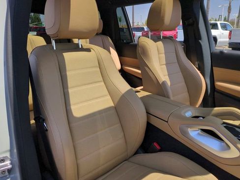 Used 2024 Mercedes-Benz GLS 450 4MATIC image 30
