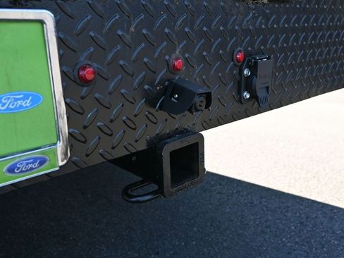 New 2024 Isuzu NPR image 9