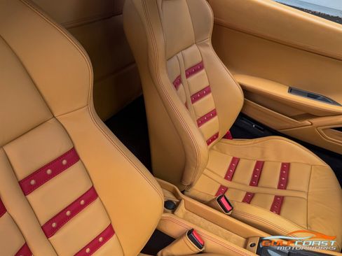 Used 2011 Ferrari 458 Italia Coupe image 35