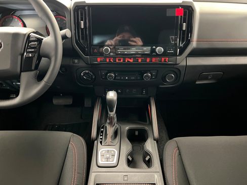 New 2026 Nissan Frontier PRO-4X w/ Pro-4x Convenience Package AWD/4WD image 13