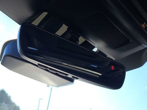 New 2026 Subaru Outback Limited image 21