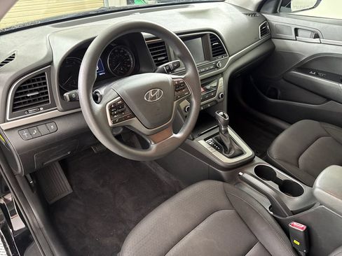 Used 2018 Hyundai Elantra SEL FWD image 14