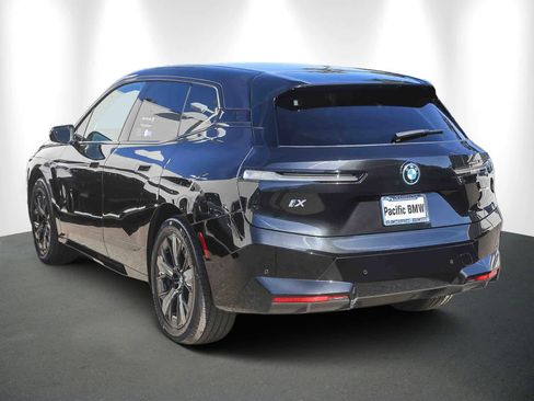 Certified 2023 BMW iX xDrive50 w/ Sport Package image 4