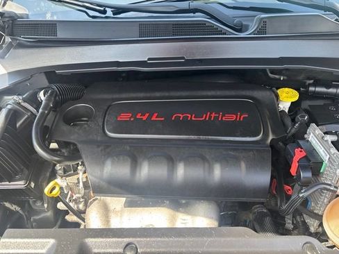 Used 2022 Jeep Compass Latitude AWD/4WD image 29