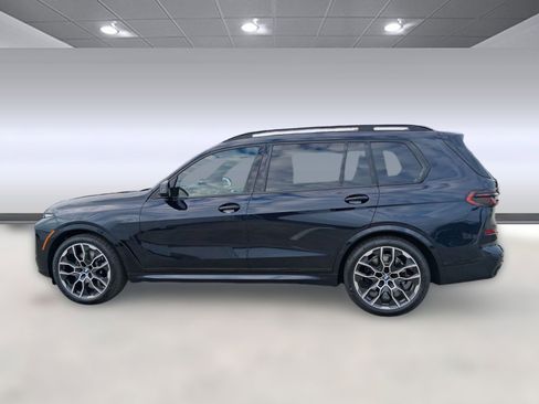 Used 2026 BMW X7 xDrive40i w/ Executive Package AWD/4WD image 2