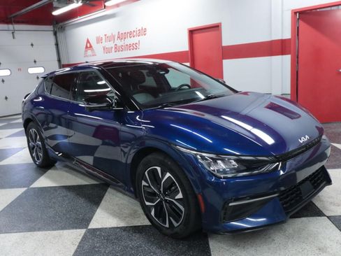 Used 2022 Kia EV6 GT-Line w/ GT-Line White Seat Package RWD image 3