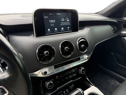 Used 2019 Kia Stinger GT RWD image 13