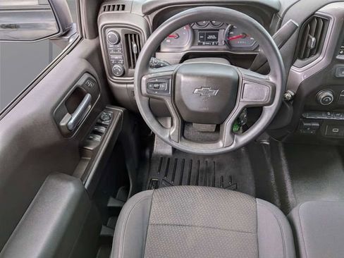 Used 2019 Chevrolet Silverado 1500 Custom Trail Boss w/ Custom Convenience Package AWD/4WD image 17