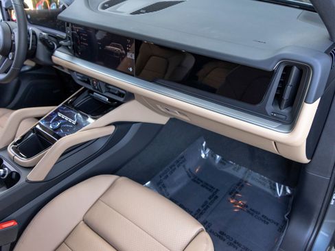 New 2026 Porsche Cayenne AWD/4WD image 55