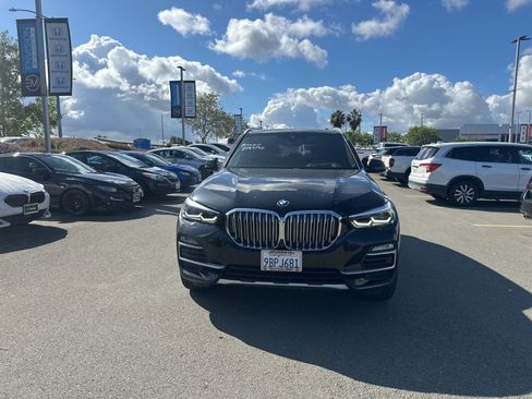 Used 2021 BMW X5 sDrive40i w/ Premium Package RWD image 1