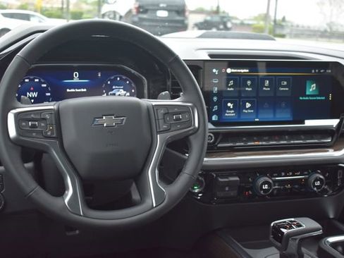 New 2026 Chevrolet Silverado 1500 LT Trail Boss w/ Dark Appearance Package AWD/4WD image 23