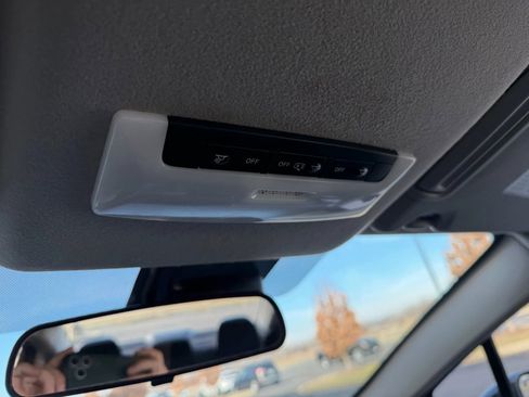 Used 2021 Nissan Versa S image 17