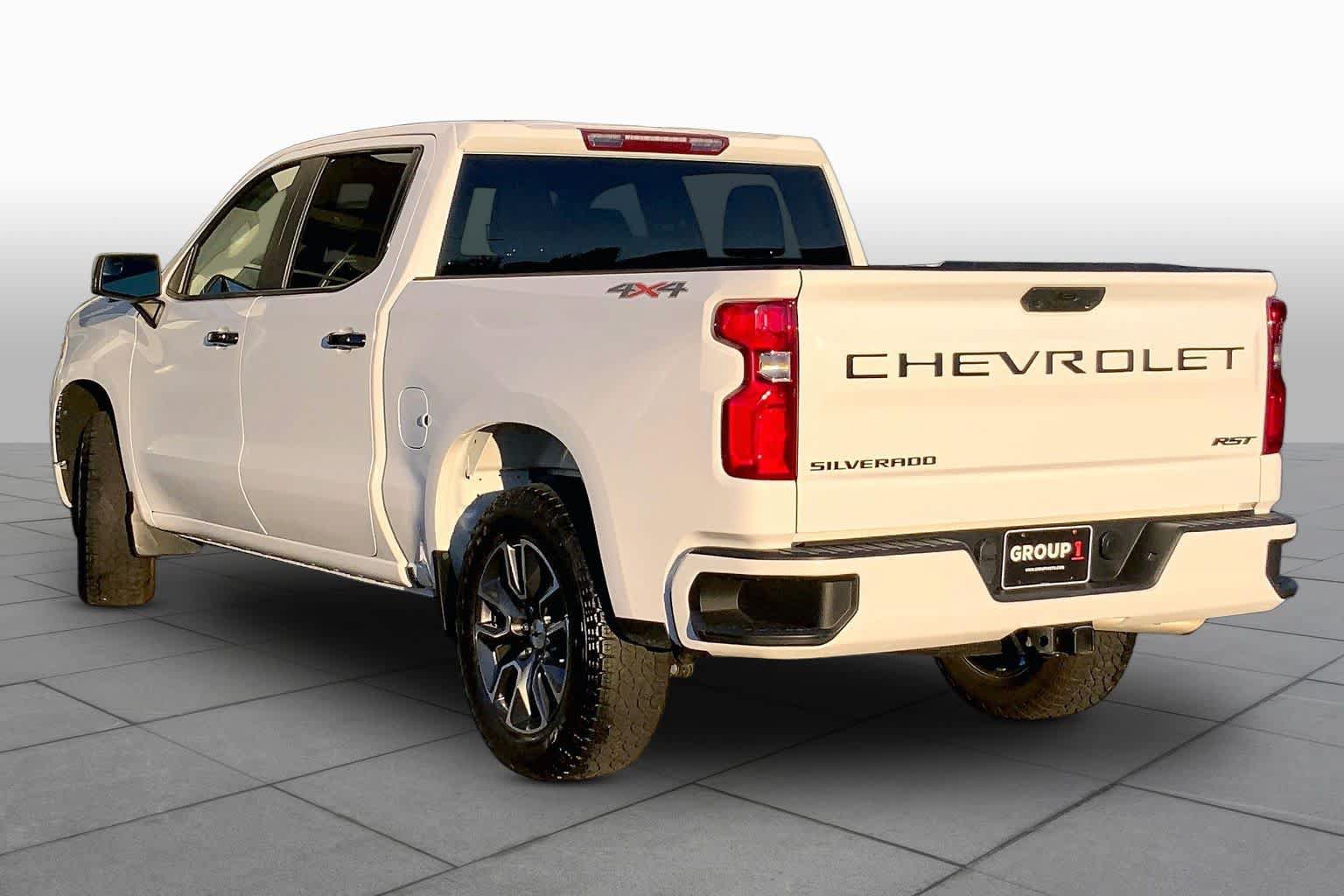 Used 2024 Chevrolet Silverado 1500 RST w/ LPO, Dark Essentials Package AWD/4WD image 11