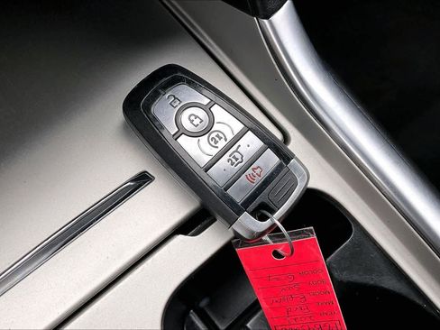 Used 2023 Ford Explorer Limited w/ Equipment Group 301A image 14