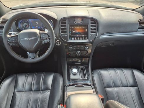 Used 2023 Chrysler 300 S RWD image 11