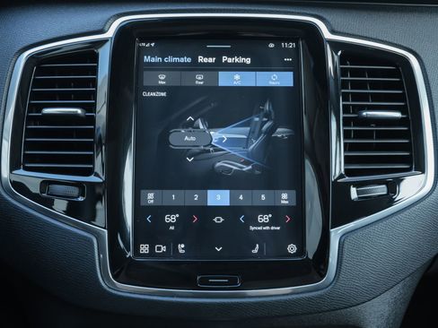 Used 2023 Volvo XC90 T8 Plus w/ Protection Package image 15