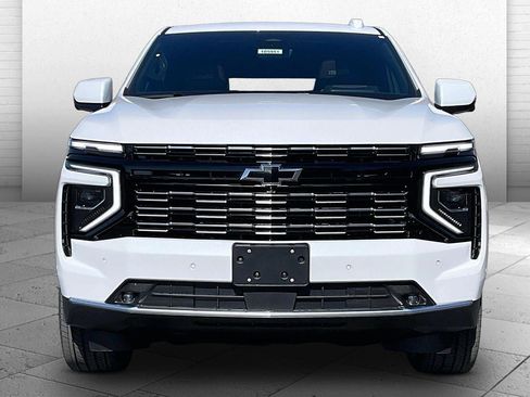 New 2026 Chevrolet Suburban High Country image 14