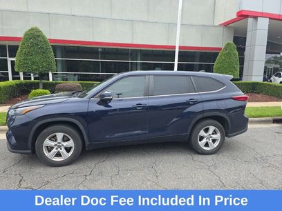 Used 2023 Toyota Highlander LE