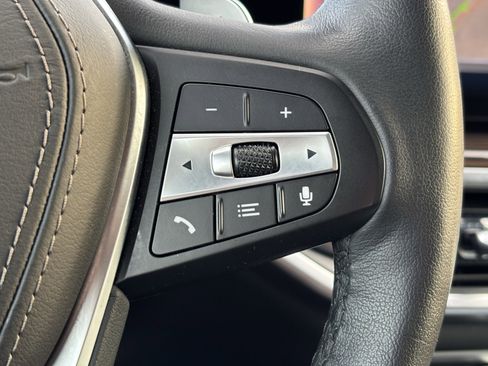 Certified 2025 BMW X5 xDrive40i w/ Climate Comfort Package image 20