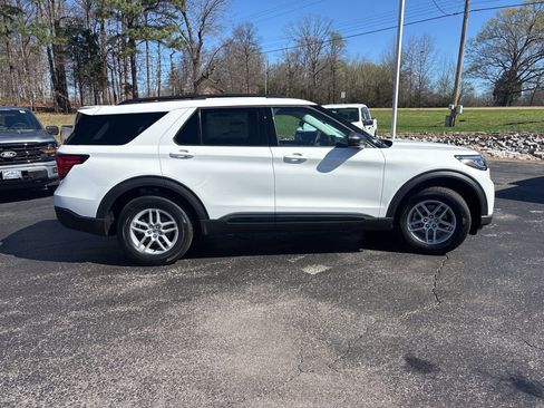 New 2026 Ford Explorer Active image 38