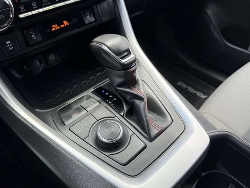 Used 2023 Toyota RAV4 SE w/ Weather & Moonroof Package AWD/4WD image 6