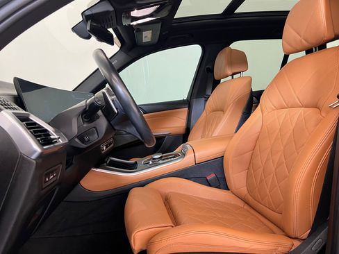 Certified 2024 BMW X5 M60i w/ Climate Comfort Package image 5