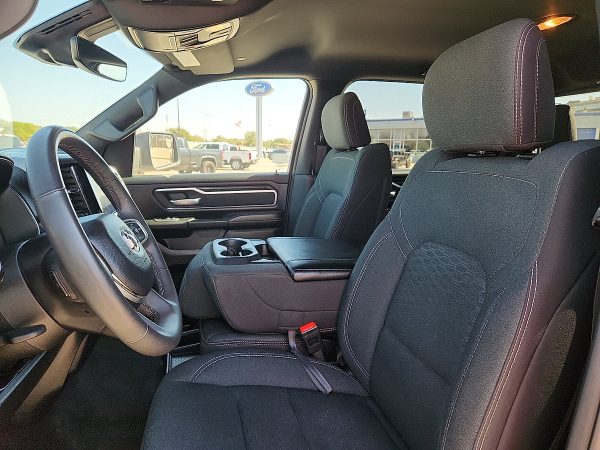 Used 2025 RAM 1500 Big Horn AWD/4WD image 8