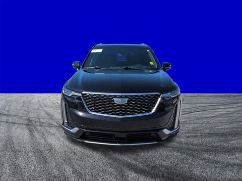 Used 2021 Cadillac XT6 Premium Luxury image 9