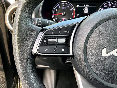 Used 2024 Kia Forte LXS image 25