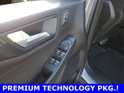 Certified 2023 Ford Escape ST-Line Elite w/ Premium Technology Package image 15