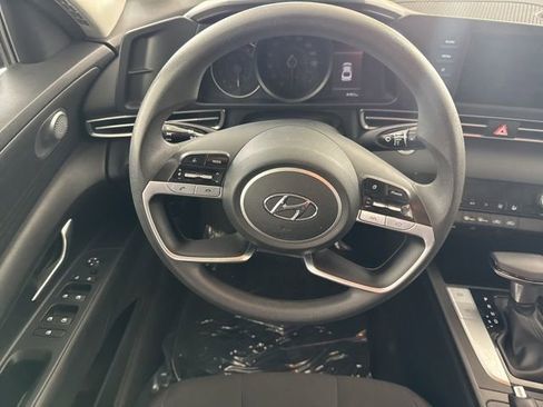 Used 2021 Hyundai Elantra SEL FWD image 24