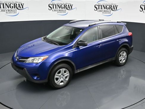 Used 2015 Toyota RAV4 LE image 11