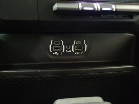 Used 2022 RAM 1500 Big Horn AWD/4WD image 22