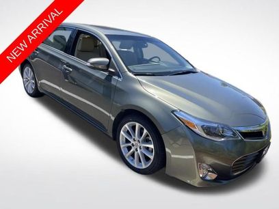Used 2013 Toyota Avalon Limited w/ Technology Pkg