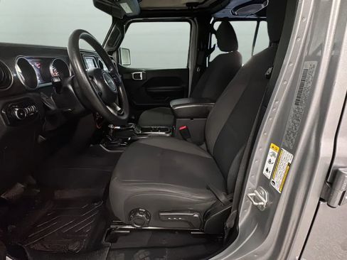 Used 2018 Jeep Wrangler Unlimited Sport AWD/4WD image 23