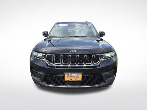 Used 2023 Jeep Grand Cherokee Laredo AWD/4WD image 8