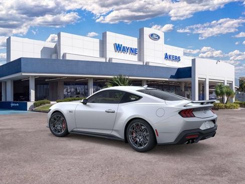 New 2026 Ford Mustang GT Premium w/ GT Performance Package RWD image 4