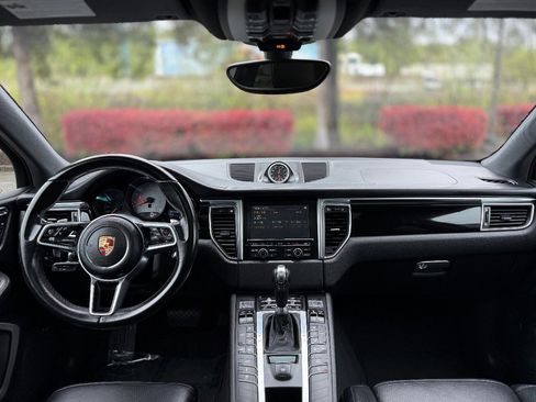Used 2015 Porsche Macan S AWD/4WD image 23