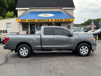 Used 2019 Nissan Titan SV w/ SV Convenience Package