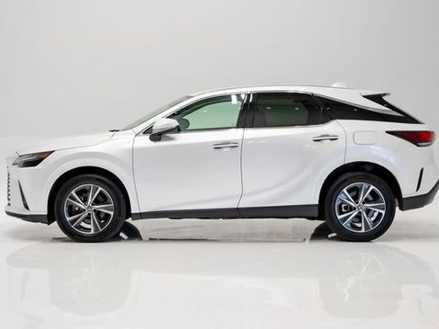 Used 2024 Lexus RX 350 FWD w/ Technology Package image 23