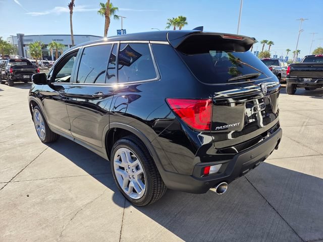 Used 2025 Honda Passport EX-L image 4