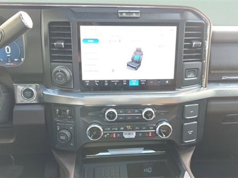 Used 2025 Ford F450 King Ranch w/ FX4 Off-Road Package image 22
