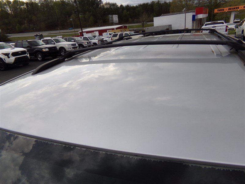 Used 2008 Chrysler Town & Country Touring FWD image 11