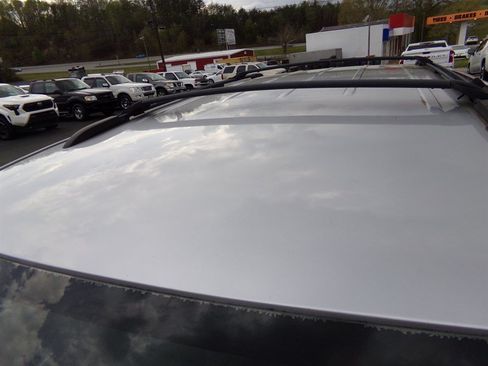 Used 2008 Chrysler Town & Country Touring FWD image 11