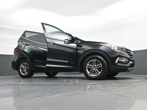 Used 2017 Hyundai Santa Fe Sport w/ 2.4L Tech Package 04 AWD/4WD image 33