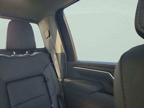 New 2026 GMC Sierra 2500 SLT w/ SLT Premium Package image 14