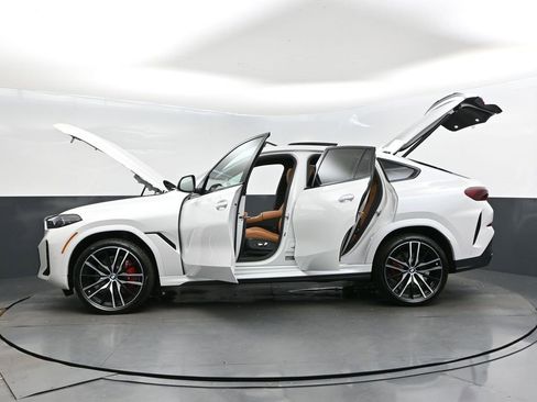 New 2026 BMW X6 xDrive40i w/ Climate Comfort Package image 46