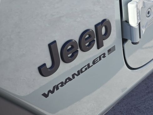 Used 2023 Jeep Wrangler Sport image 12