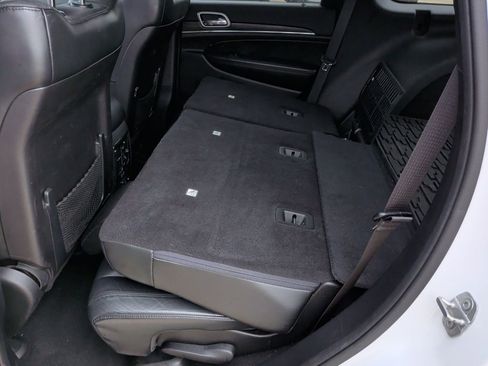 Used 2020 Jeep Grand Cherokee Limited image 41