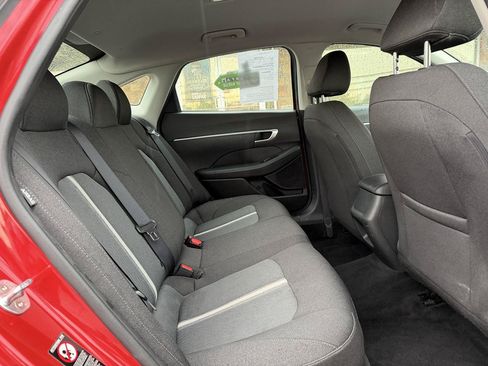 Used 2021 Hyundai Sonata SE FWD image 18